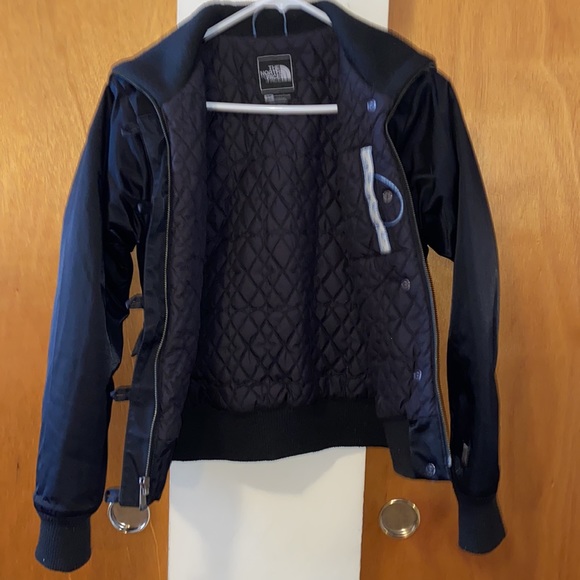 ♣️EUC Like New The North Face Jacket - Picture 7 of 17